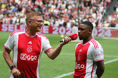Bergwijn vertelt trots te zijn op het aanvoerderschap. © SV Ajax