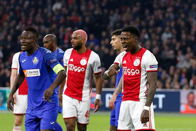 Promes is terug! Quincy gebaart hier dat de beuk erin gaat, toch?! © De Brouwer