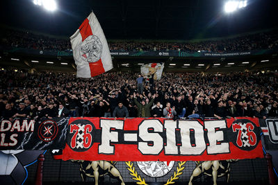 Supporters hebben er goed zin in. © De Brouwer