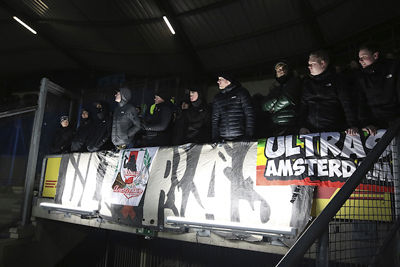 Je zorgt altijd dat je je een beetje thuisvoelt door wat doeken. © De Brouwer