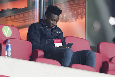 Het schijnt dat Onana hier inzoomt op de toffe foto