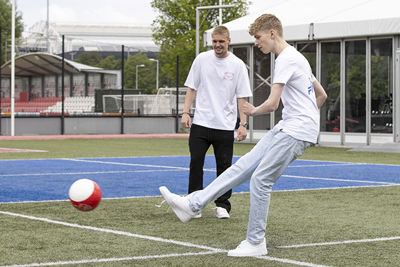 Deze poging is wel raak. © Pro Shots 