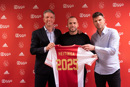 Heitinga Verlengt 1200