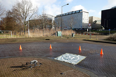 Haha, de drone van ESPN heeft een heus eigen landingsplatform! © De Brouwer