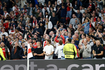Vier keer juichen. Wat een weelde. © De Brouwer