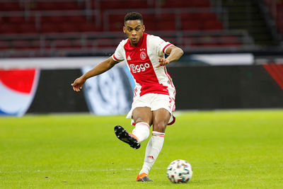 Timber doet het best leuk achterin, maar meer zekerheid is gewenst! © De Brouwer