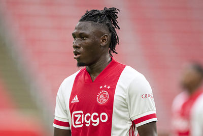 Het is Traoré gelukt om nog breder en nog vierkanter te worden, pfoe! © Pro Shots