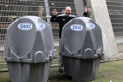 Handsfree plassen, haha! © SV Ajax