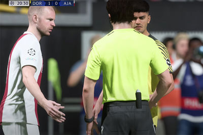 Klaassen is het ergens niet mee eens. De stand, vermoeden wij. © para182x