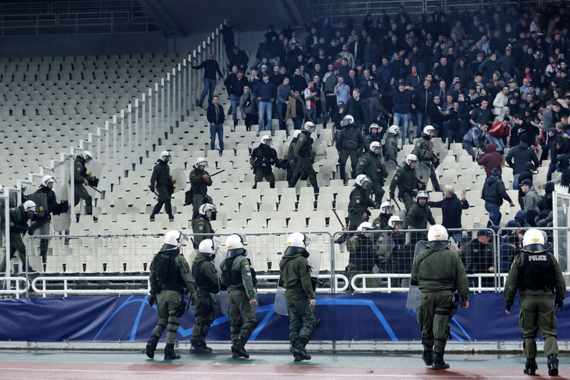 reactie-aek-1200