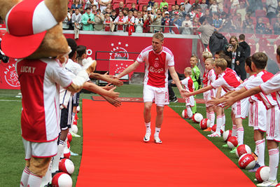 ‘Hoi, allemaal!’ © SV Ajax