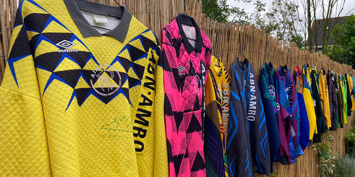 Shirts Aan Schutting
