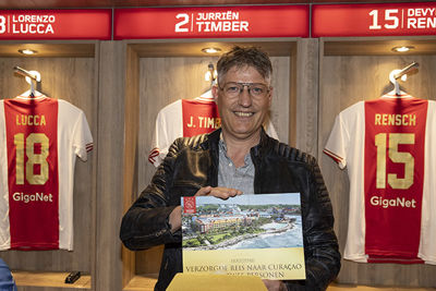 Kijk maar! Theo mag naar Curaçao! © Pro Shots