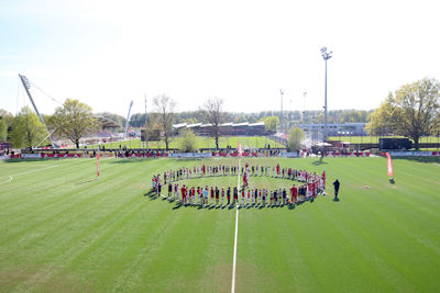 Dit noemen we een teambespreking-XL. © De Brouwer