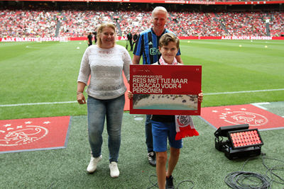 Dit is ook geen verkeerde prijs, hoor! © SV Ajax