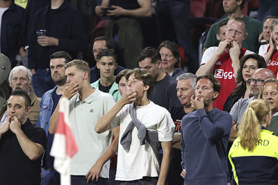 Een fluitconcertje, want Cambuur begint opeens tijd te rekken… © De Brouwer