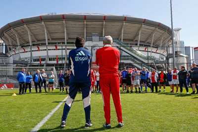 Hartelijk welkom door Silooy en Schoenaker. © Pro Shots