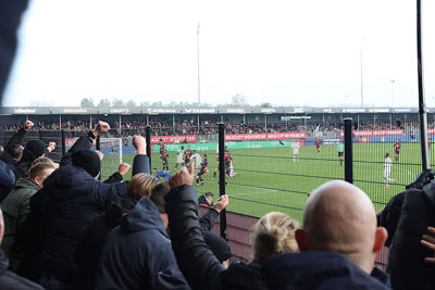 Akpom, daar is-ie weer! © De Brouwer
