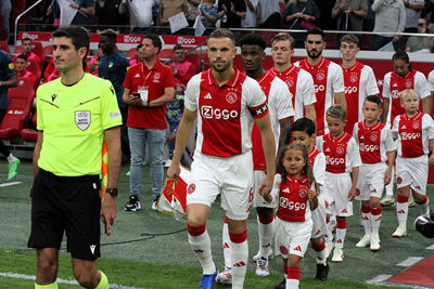 Dit is het tofste moment voor de mascottes! © SV Ajax