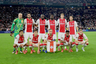 Stijlvolle elftalfoto. © De Brouwer