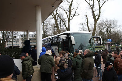 Ajax zet vanuit hartje Amsterdam koers naar De Kuip. © De Brouwer