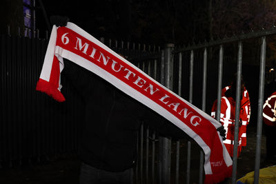 Zes minuten lang... © De Brouwer
