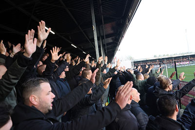 Handjes, handjes, handjes. © De Brouwer
