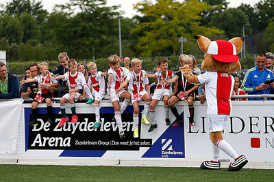 Hey Lucky! Wij hebben er zin in! © De Brouwer