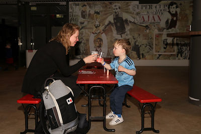 Proost, was weer gezellig! © De Brouwer
