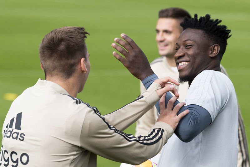 onana-over-barca-1200